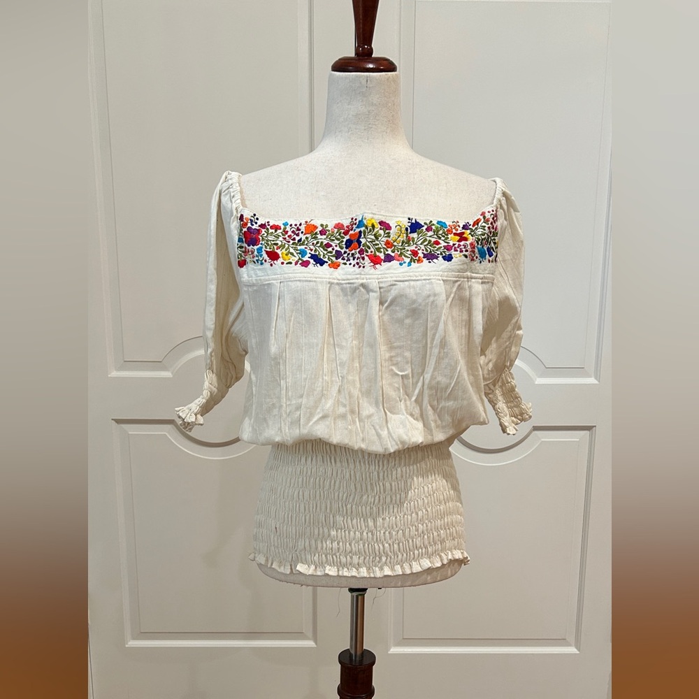 Boho Mexican top With san Antonino Silk Embroidery.